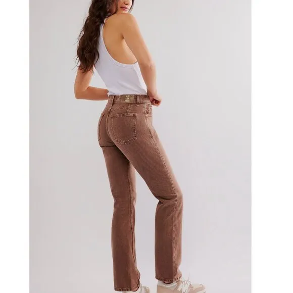 🆕 FREE PEOPLE We The Free Xena Slim Straight Jeans / Chocolate Mousse