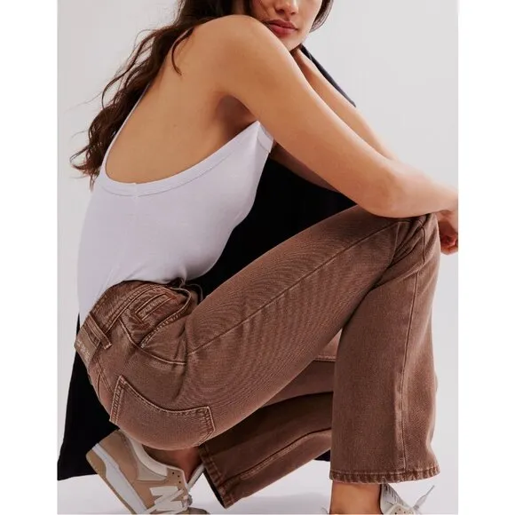 🆕 FREE PEOPLE We The Free Xena Slim Straight Jeans / Chocolate Mousse