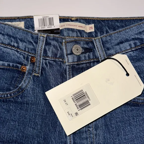 🔥🔥🔥 Levi's Premium RIBCAGE STRAIGHT ANKLE JEANS