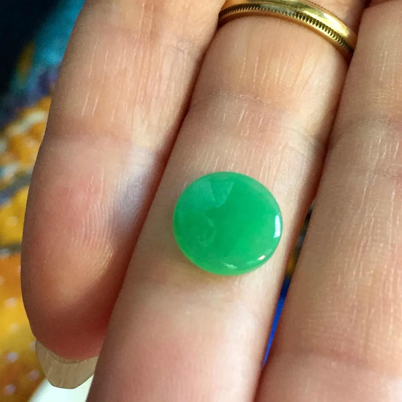 2.29 ct. Marlborough Green Chalcedony, 2.29 ct. Cabochon, Master cut