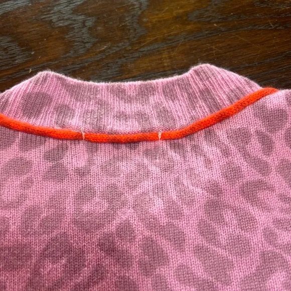 27 Miles Malibu Pink Leopard Cashmere Crew Neck Pullover Sweater Sz Small