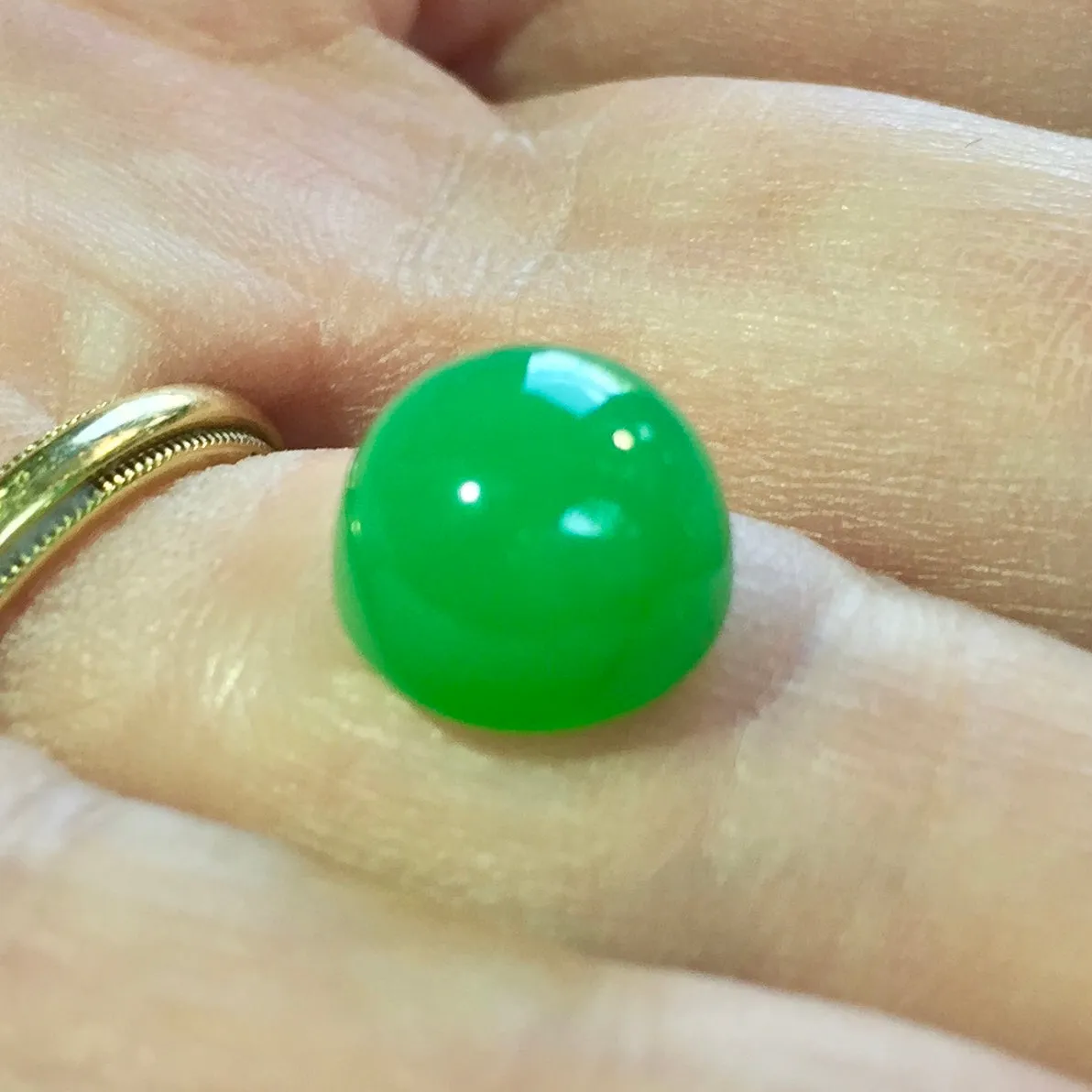 4.94 ct. Marlborough Green Chalcedony Cabochon, 4.94 ct. Master Cut Finest Quality Exceeding 98% of 1970’s mined rough.