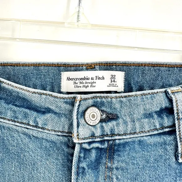 Abercrombie 90s Straight Leg Ultra High Rise Jeans