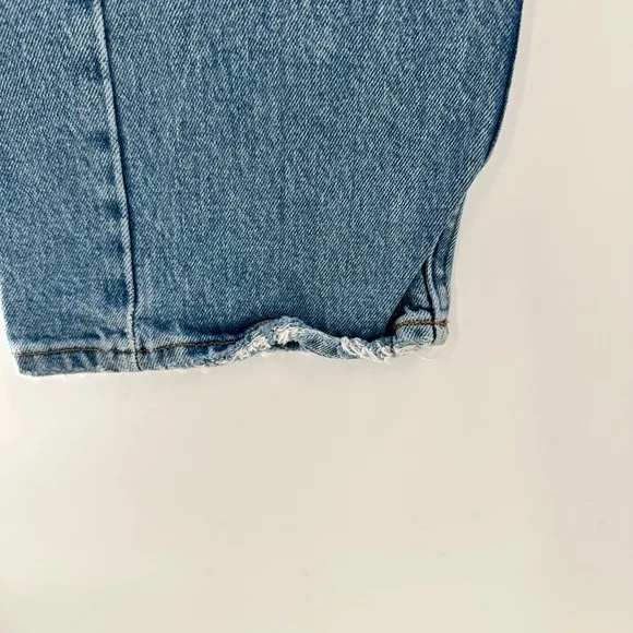 Abercrombie 90s Straight Leg Ultra High Rise Jeans