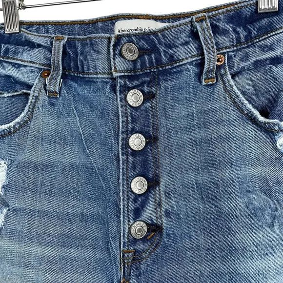 Abercrombie &amp; Fitch Ultra High Rise Mom Curve Love Denim Shorts in Blue Size 32