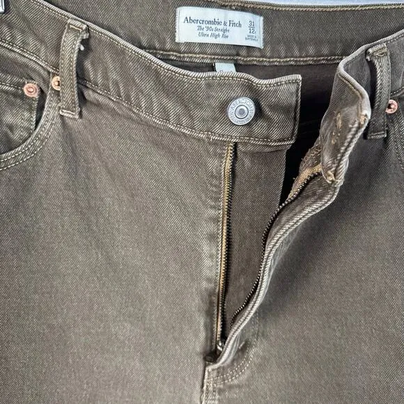 Abercrombie &amp; Fitch Women’s Curve Love The 90s Straight Ultra High Rise Jeans 12