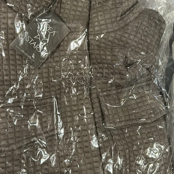 Area Stars Grey Quilted Cropped Snap Front Utility Jacket Nila Size Large