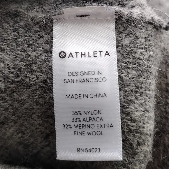 Athleta Camo Undercover Alpaca Merino Wool Women's Pullover Crew-Neck Sweater
