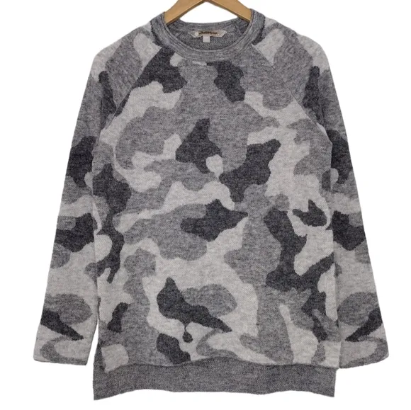 Athleta Camo Undercover Alpaca Merino Wool Women's Pullover Crew-Neck Sweater
