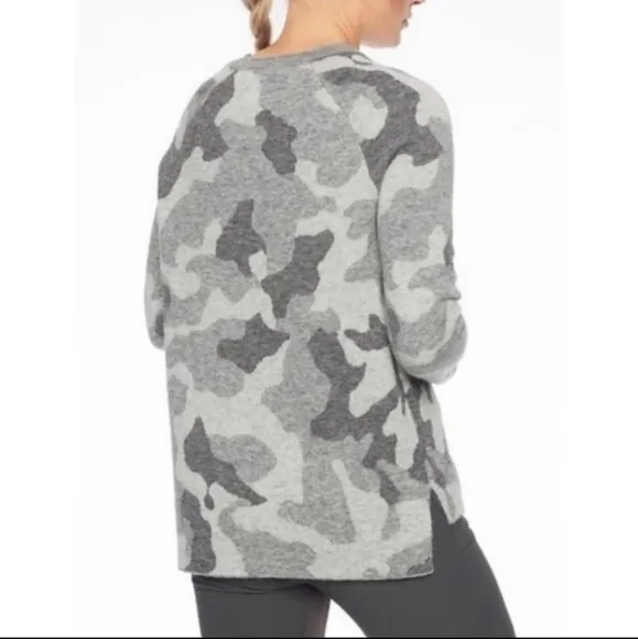 Athleta Camo Undercover Alpaca Merino Wool Women's Pullover Crew-Neck Sweater