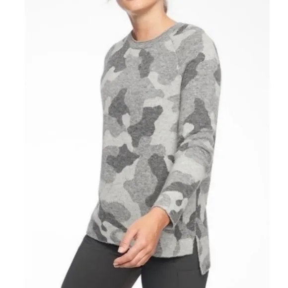 Athleta Camo Undercover Alpaca Merino Wool Women's Pullover Crew-Neck Sweater