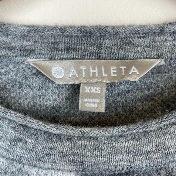 Athleta Gray Undercover Camo Pullover Sweater