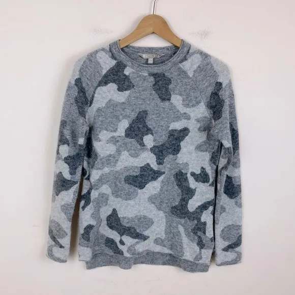 Athleta Gray Undercover Camo Pullover Sweater