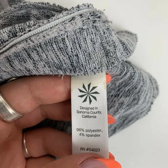 athleta womens gray long sleeve sweater