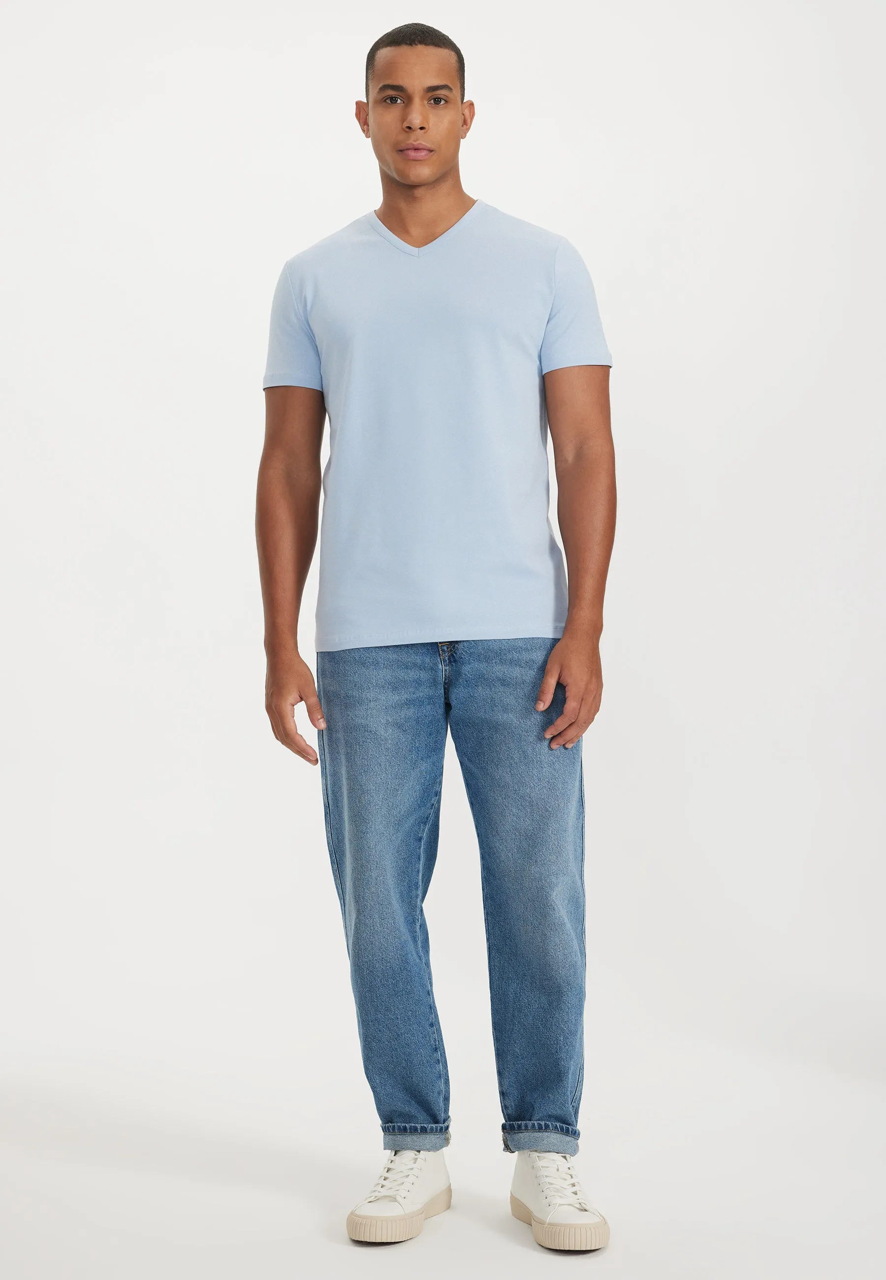Bebek Mavisi V-Yaka Regular Fit Pamuk Elastan Karışımlı Basic Erkek T-Shirt THEO