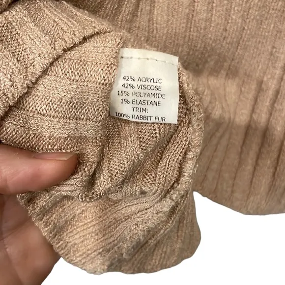 Bette Paige Off The Shoulder 100% Rabbit Fur Trimmed Sweater Top Sz. L.