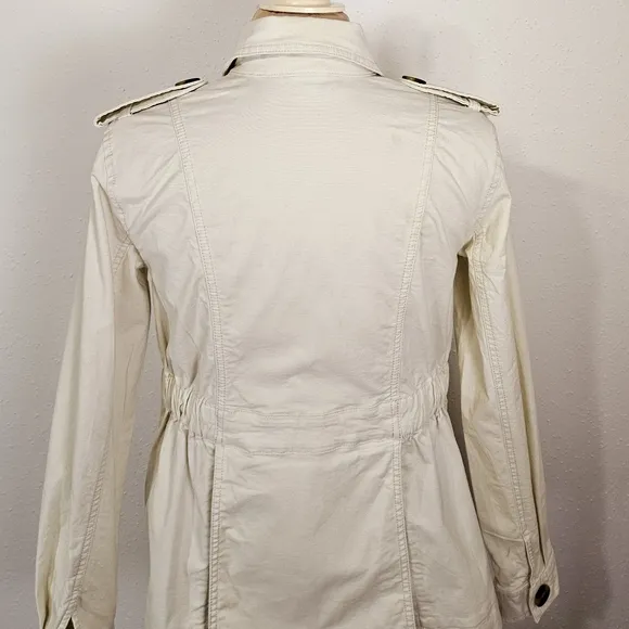 CAbi Kenya Utility Jacket in Bone White Size Small