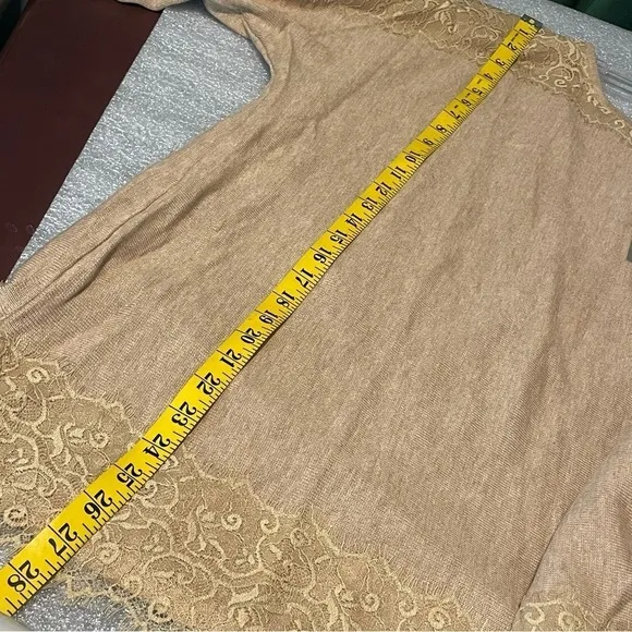 Chico's Amina Lace Sweater  size 4 is a xxl 20