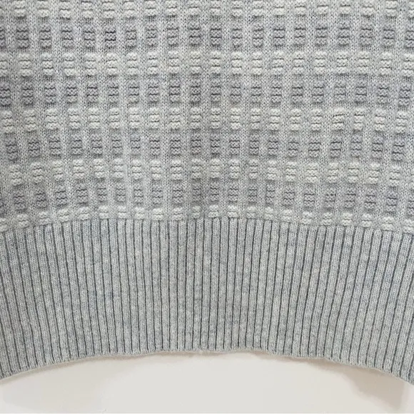 Club Monaco 100% Cashmere Sweater in Gray/ Cream Tones, Size Large