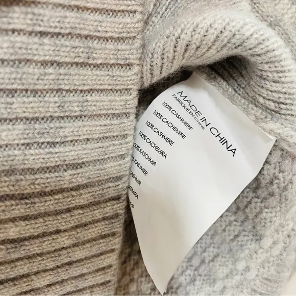 Club Monaco 100% Cashmere Sweater in Gray/ Cream Tones, Size Large