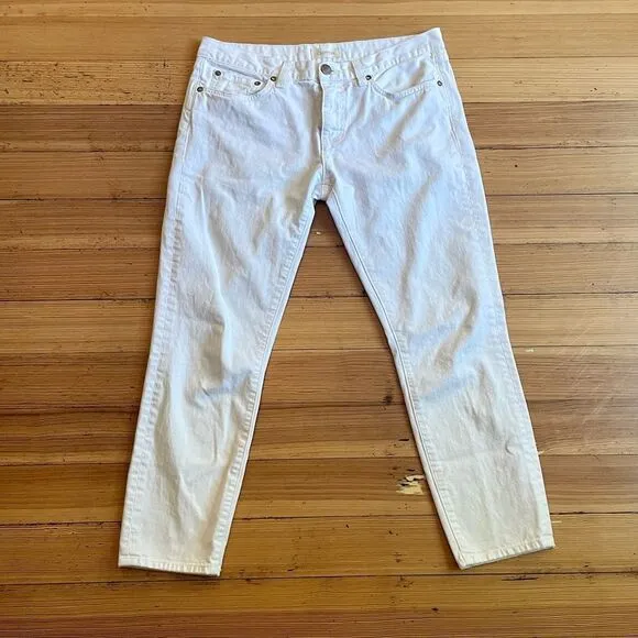 Crippen white straight leg cropped jeans. Size 29.