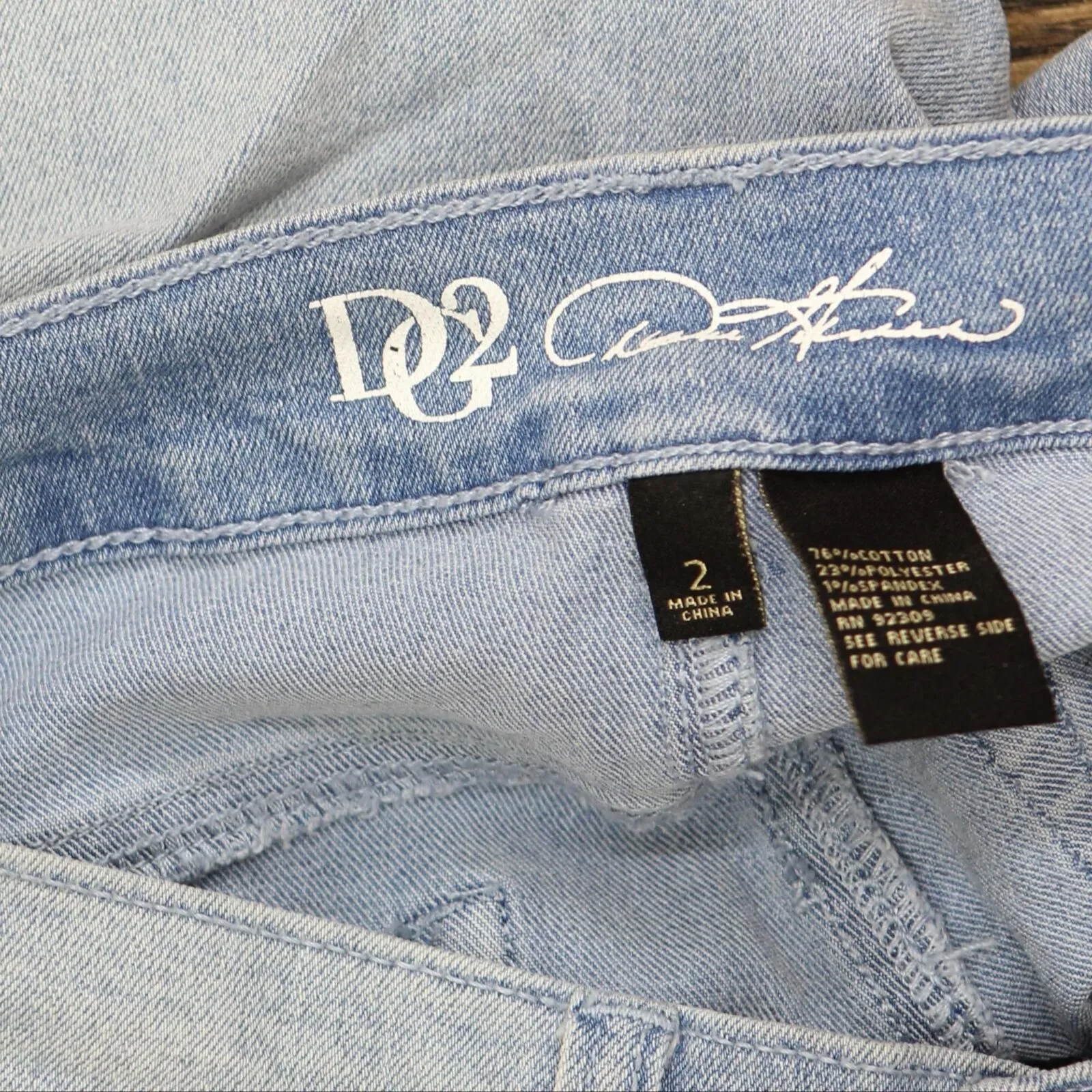 DG2 Womens Stretch Artwork Slim Leg Jean 728913 Light Blue 2