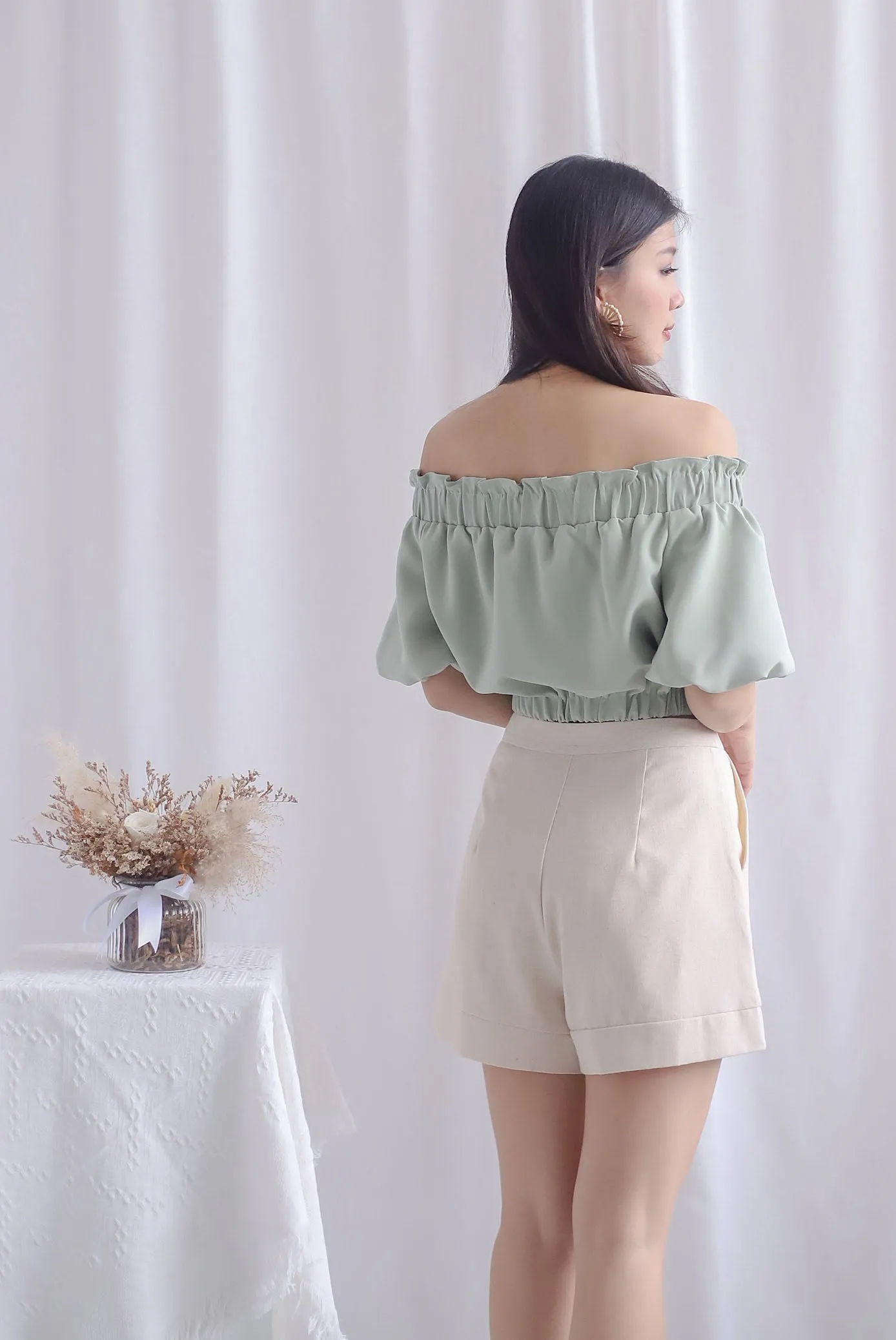 Eliot Off Shoulder Top In Sage