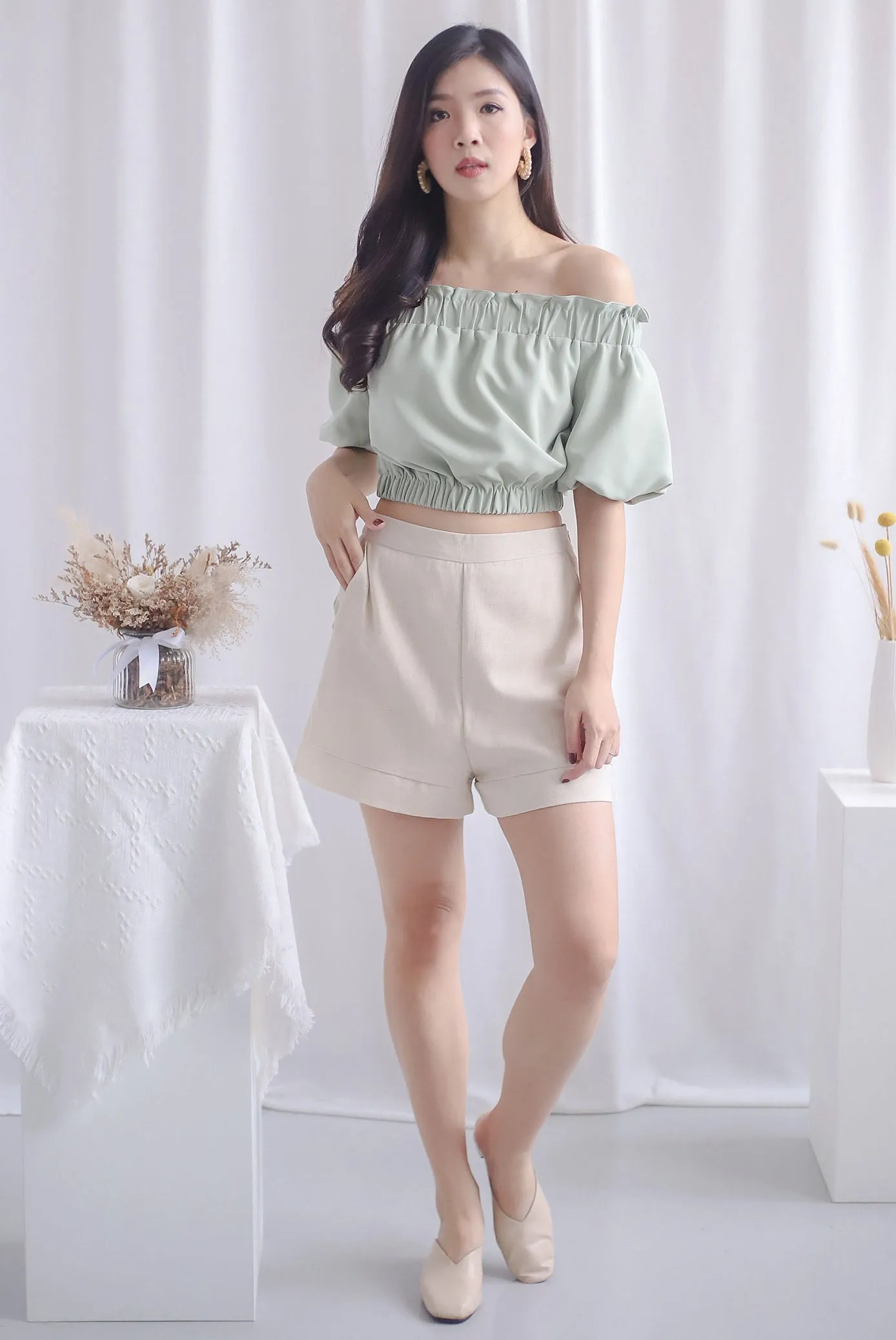 Eliot Off Shoulder Top In Sage