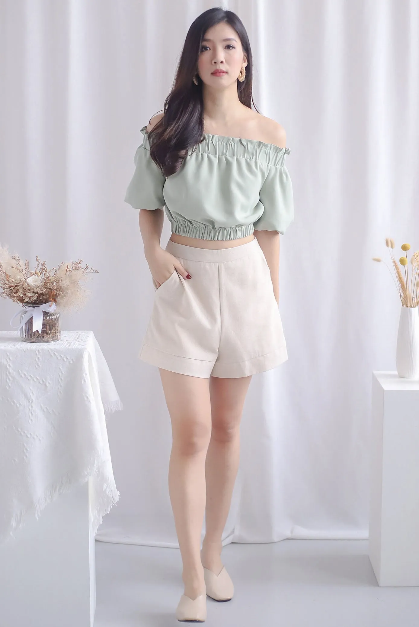 Eliot Off Shoulder Top In Sage
