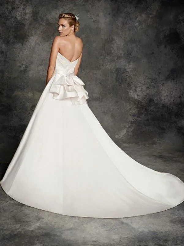 Ella Rosa Size 10 BE271 Champagne Gown