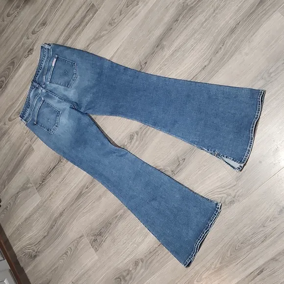 EUC Hudson Heidi High Rise Flare Bubbly Jeans
