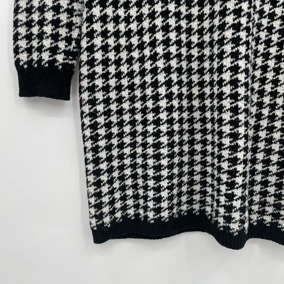 Express Women’s Long Sleeve Sweater Dress, Houndstooth, Sz. M