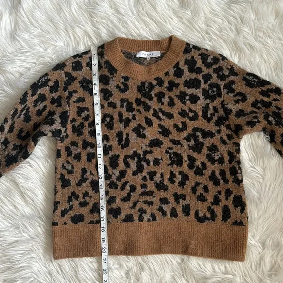 Frame Denim Cheetah Print Crewneck Sweater Size XS