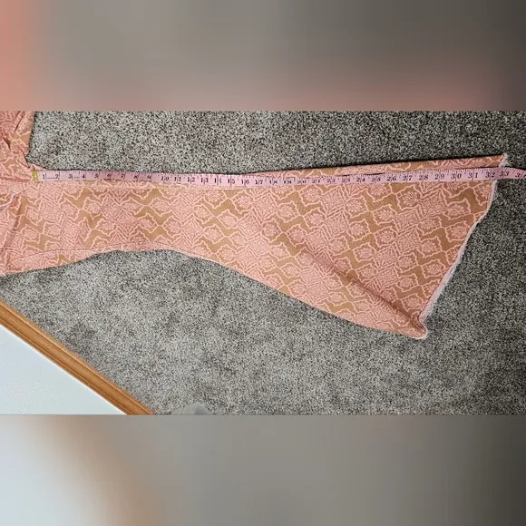 Free People Throw It Back Reversible Flare Jeans High-Rise Flare Jeans Pink Tan