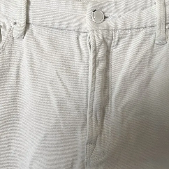 Good American Good Curve White High Waist Raw Hem Jeans‎ 12