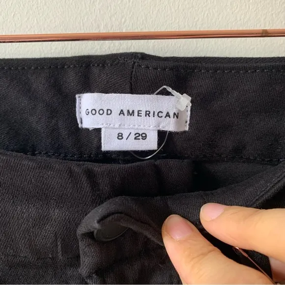 Good American Good Waist Exposed Front Button Sz 29