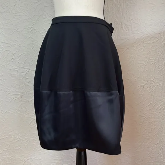 Halston Heritage Mid Length Two Tone Skirt