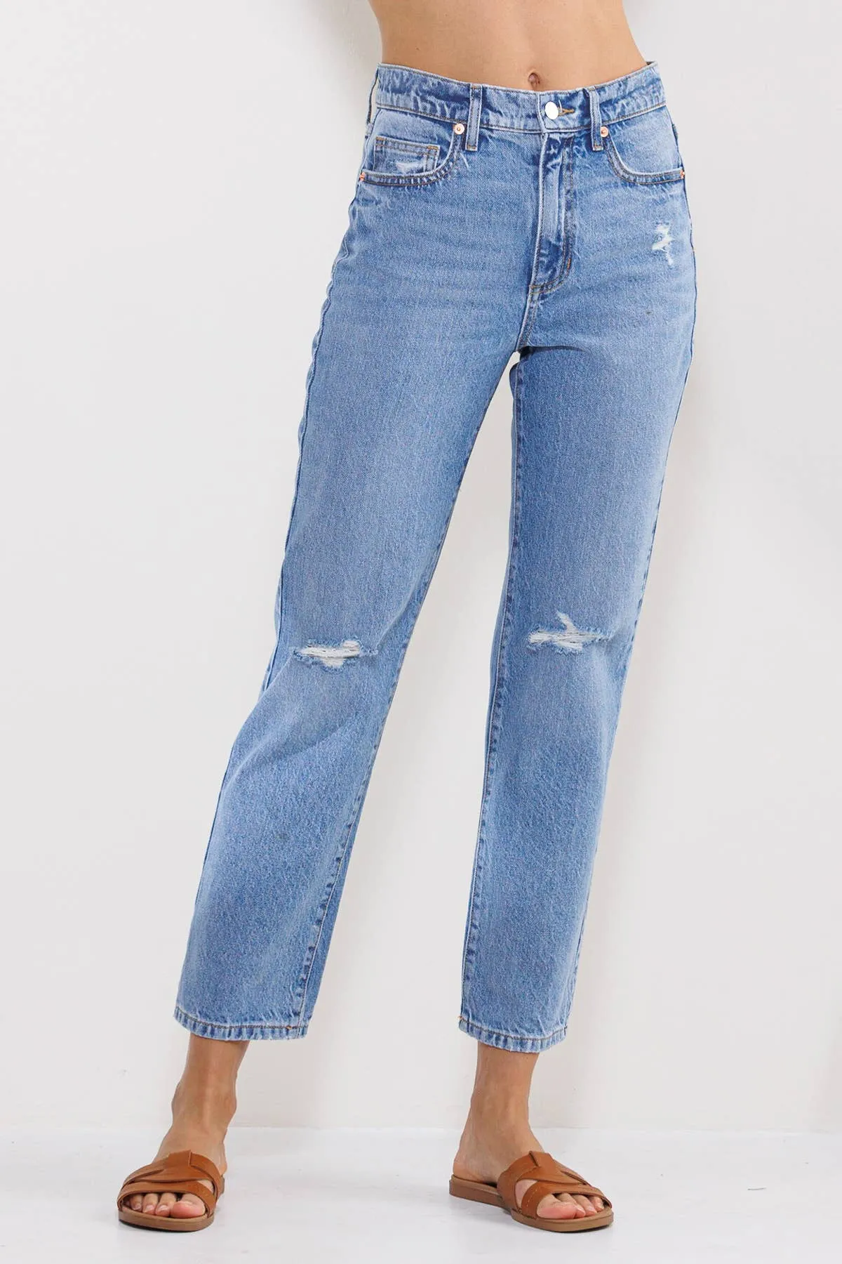 HIGH RISE SLIM STRAIGHT JEANS IN MEDIUM LIGHT