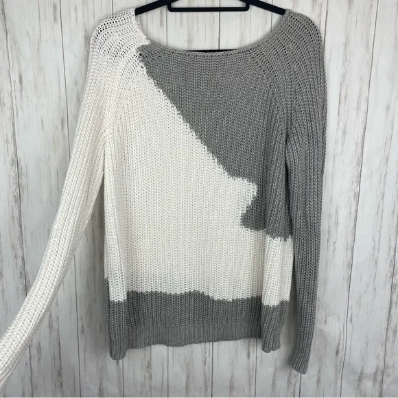 House of Harlow 1960 Revolve Adrienne Pullover in White &amp; Grey Sweater
