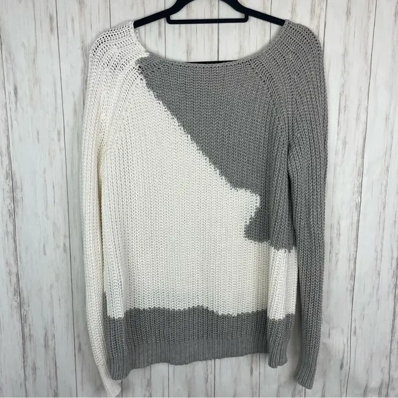 House of Harlow 1960 Revolve Adrienne Pullover in White &amp; Grey Sweater