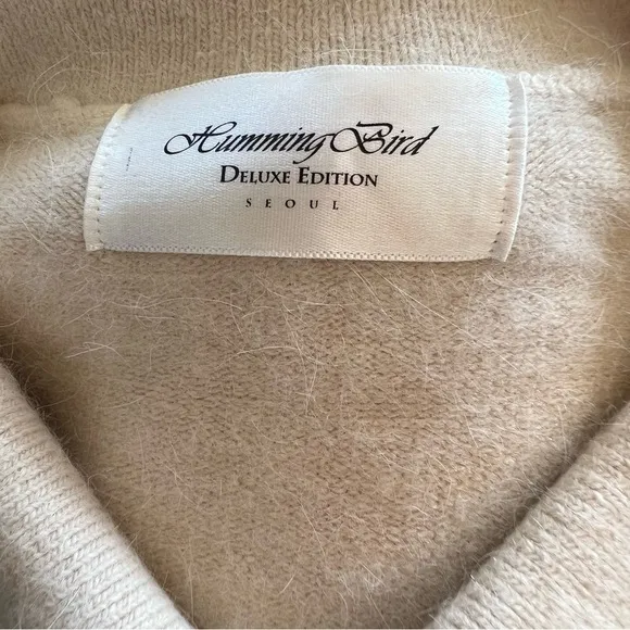 Humming Bird Angora Collard Neck Scarf Cream Color Pullover Sweater