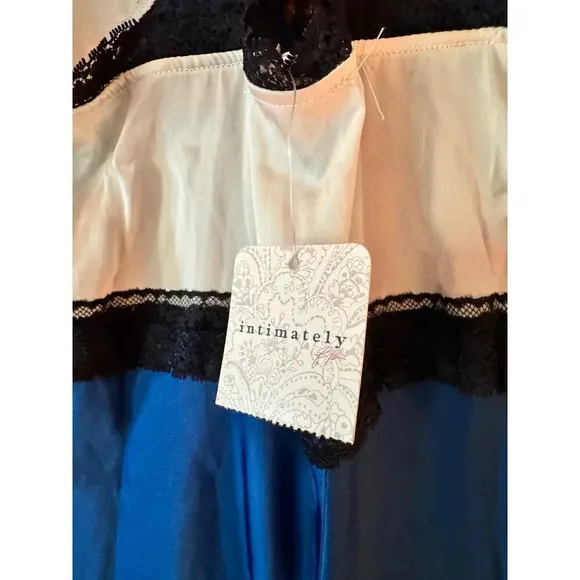 Intimately Free People night gown full length w/lace L satin feel sexy feminine