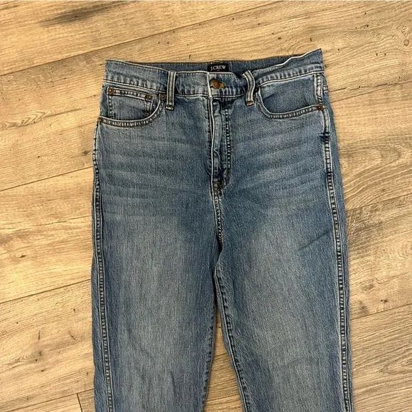 J. Crew High Rise Classic Vintage Medium Wash Straight Leg Denim Jeans- Size 28