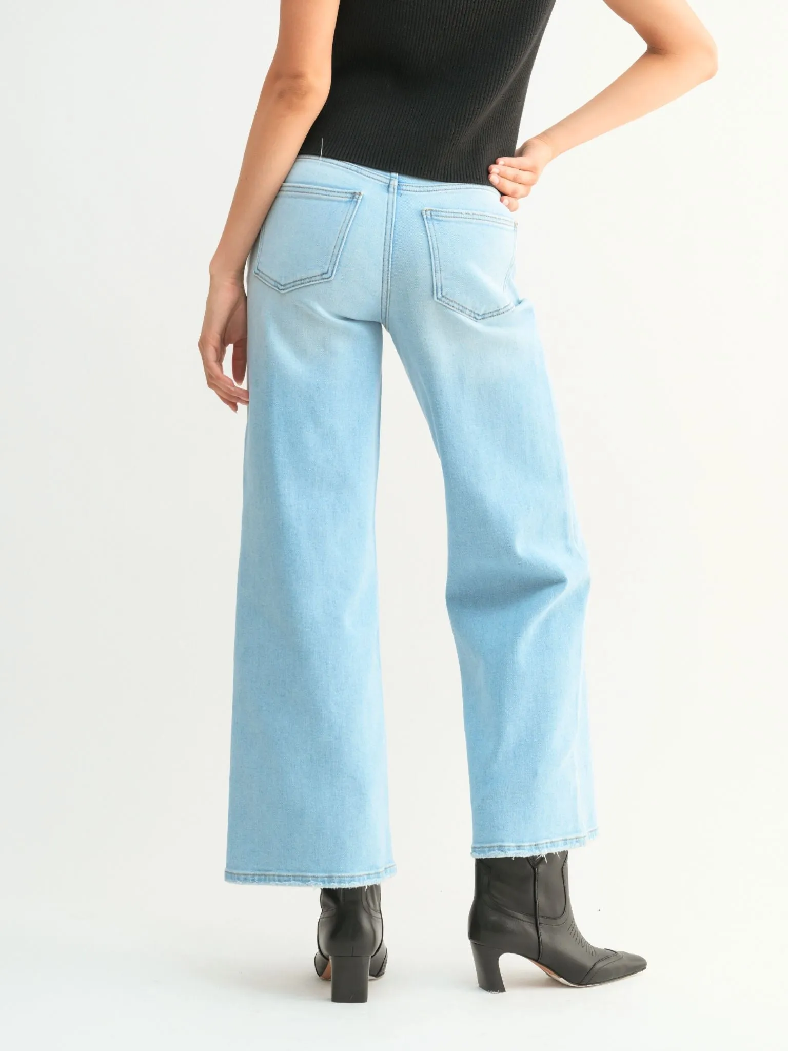 Just Black Light Denim Relaxed Vintage Straight