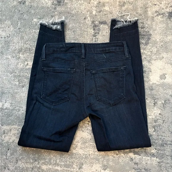 JustBlack High Rise Ultra Dark Wash Frayed Ankle Jeans, SZ 25