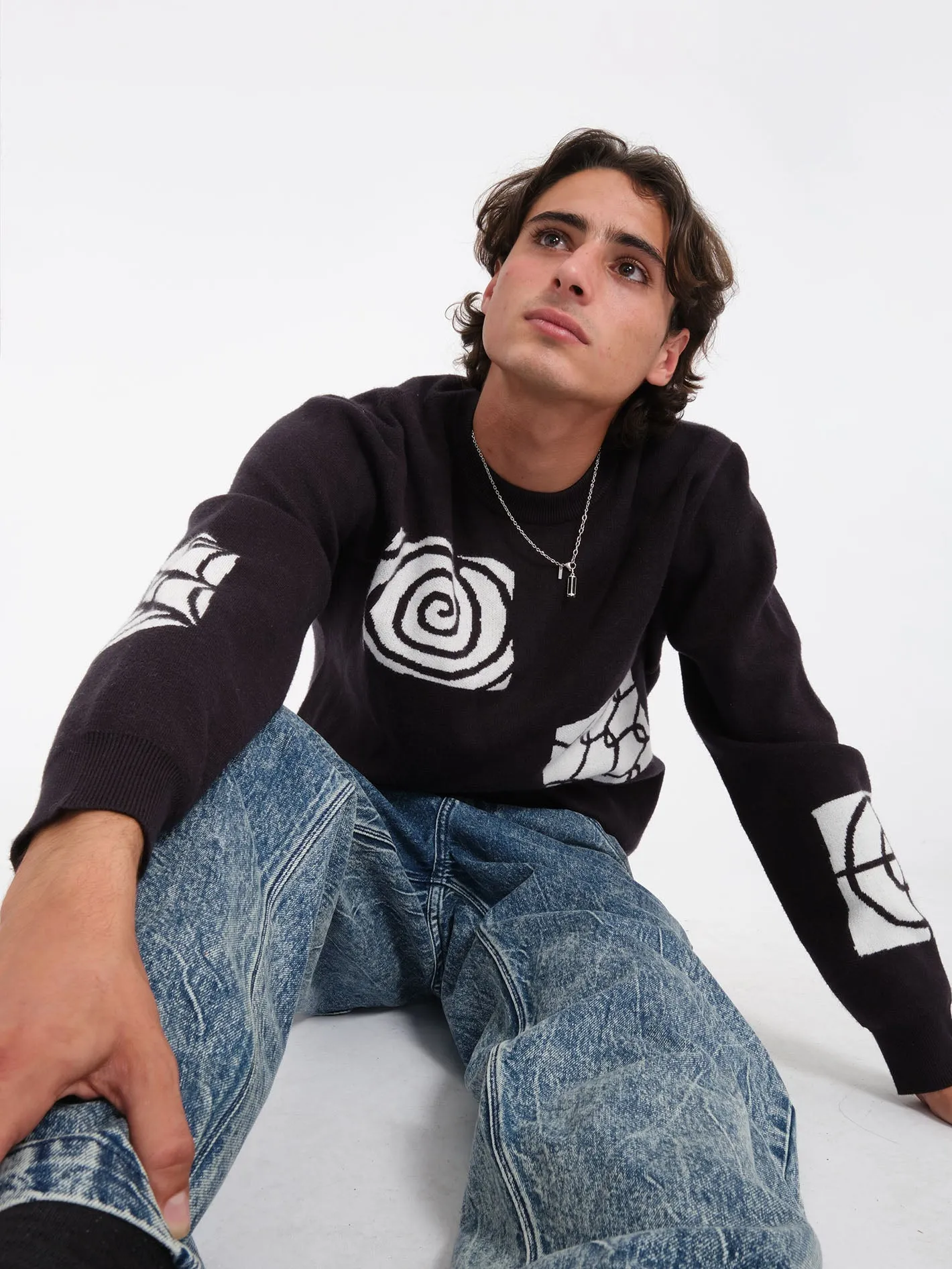 Keutchi Pullover - Black