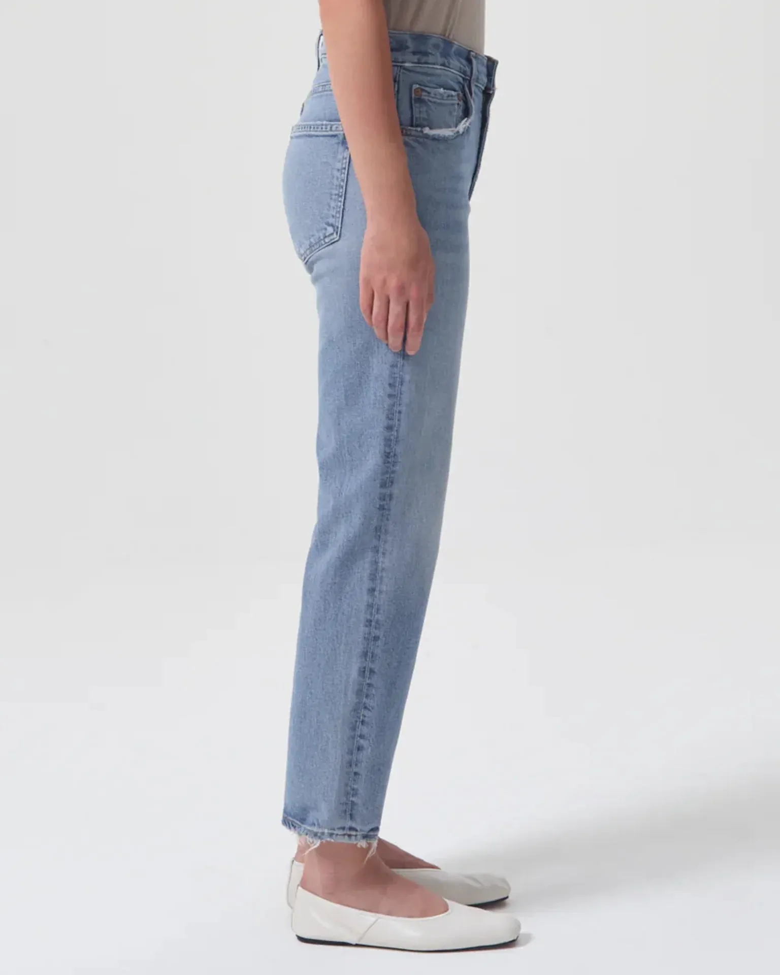 Kye Mid-Rise Stretch Straight-Leg Jeans in Foreseen
