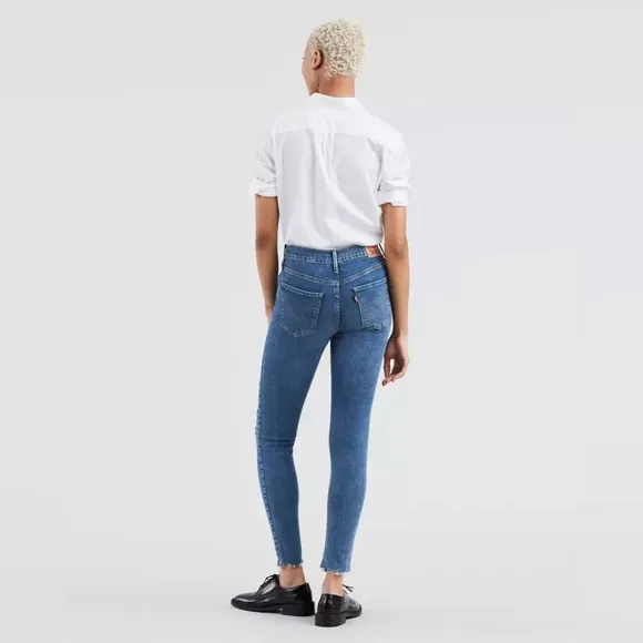 Levi’s 720 High Rise Skinny Jeans