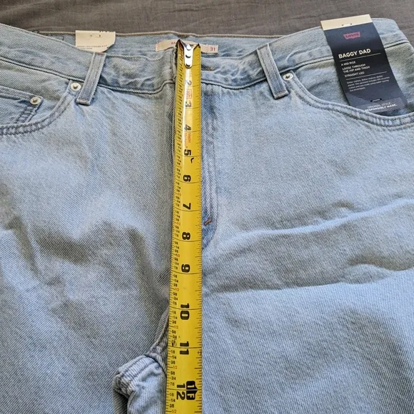 Levi's Baggy Dad Jeans in Light Sugar