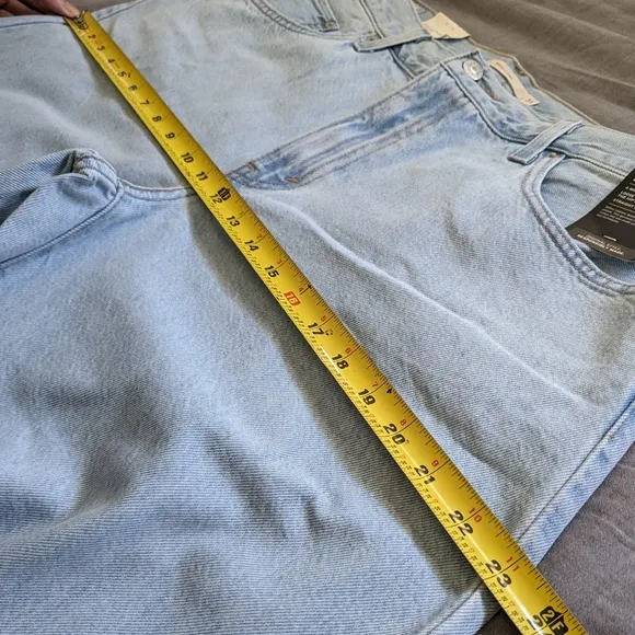Levi's Baggy Dad Jeans in Light Sugar